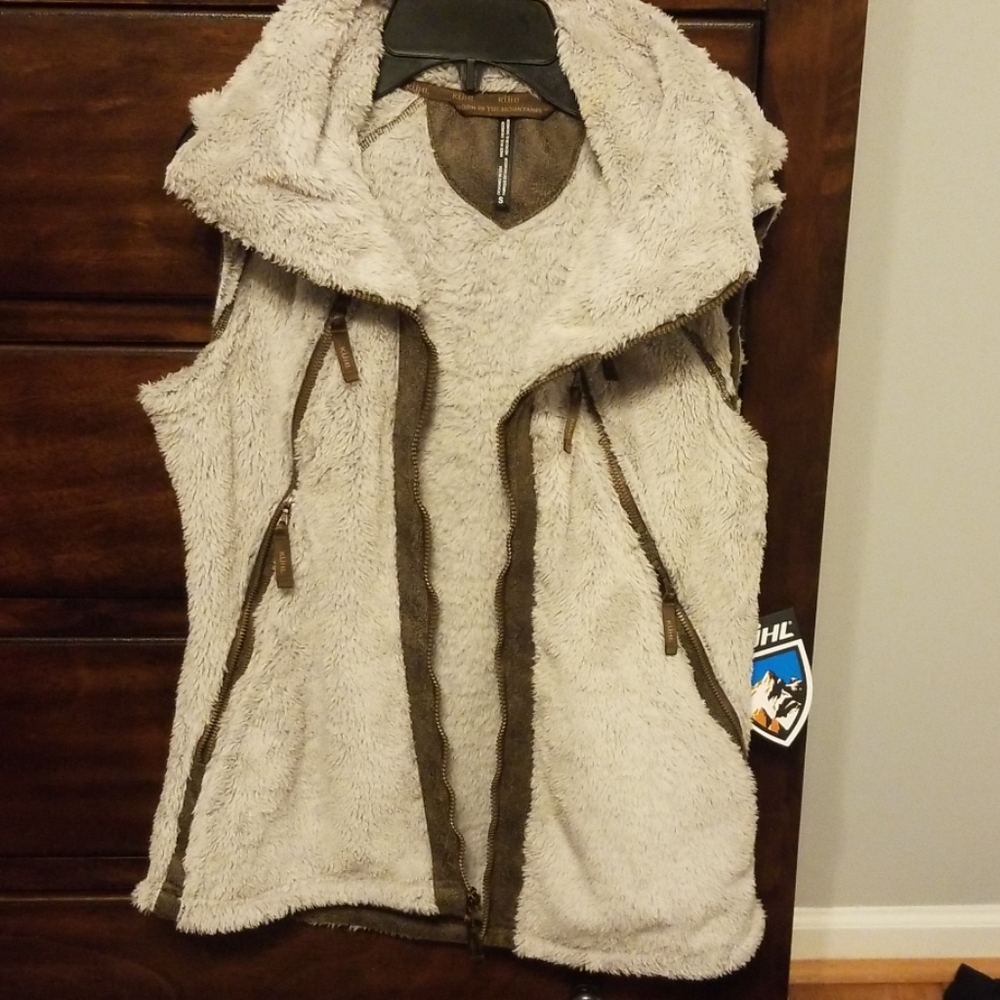Brand new Kuhl Flight Vest!